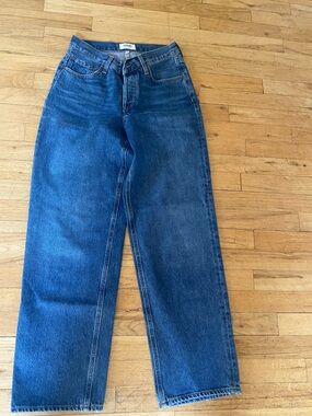 AGOLDE great jeans. Size 26. Inseam is about 29 inches.